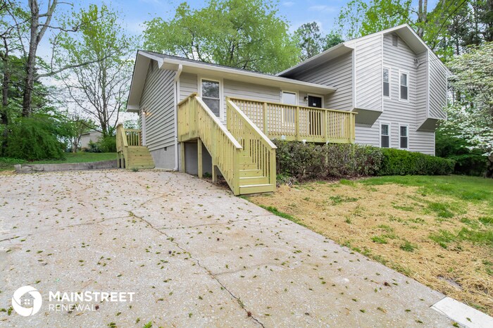 Foto principal - 1730 Lawrenceville-Suwanee Rd