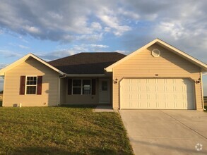 Building Photo - 414 Bradford Pear