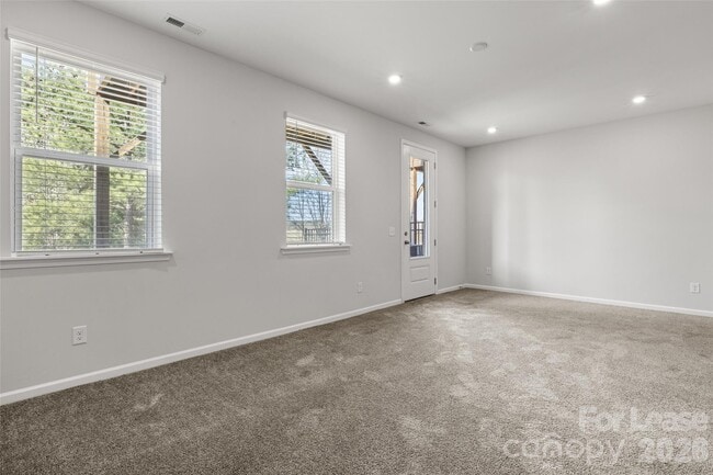 Building Photo - 6985 Waterstone Dr