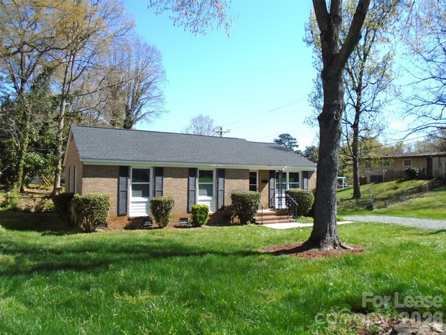 Building Photo - 1014 Penrose Ln