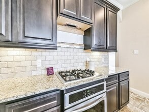 Building Photo - 21918 Avalon Queen Dr