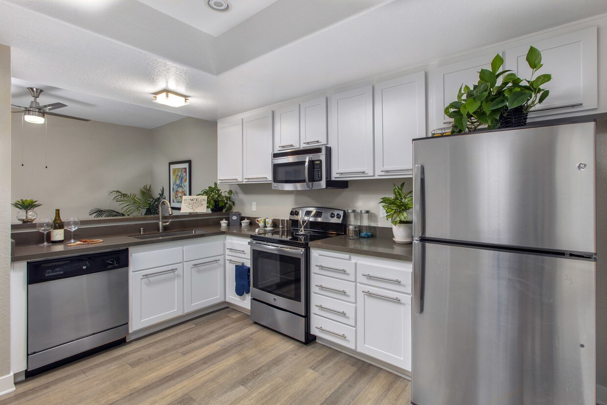 Harbor Pointe Apartments In Dana Point