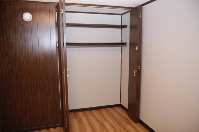 Foto del edificio - 378 Witcher Creek Rd