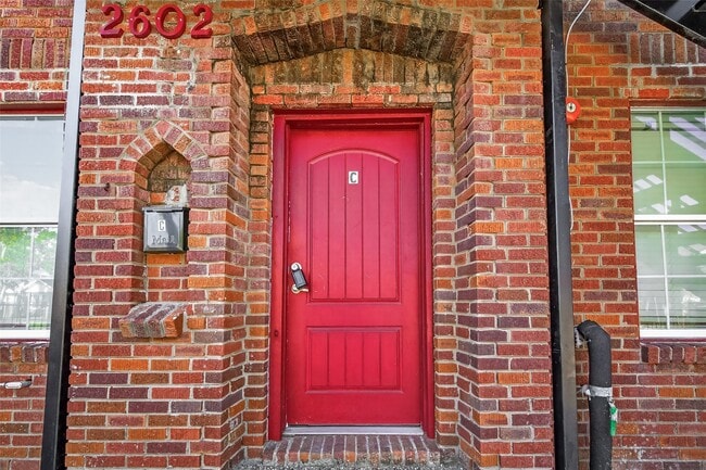 Foto del edificio - 2602 Isabella St