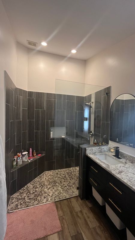 Foto del edificio - 15684 Mendoza Ln