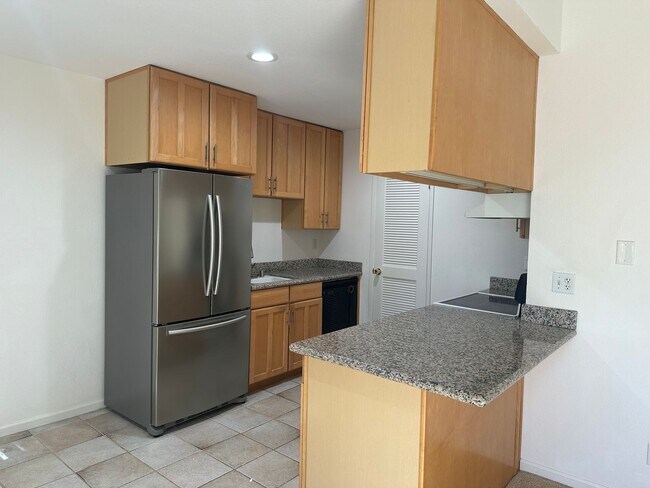 Foto del edificio - Lovely 2 bed 2 bath condo