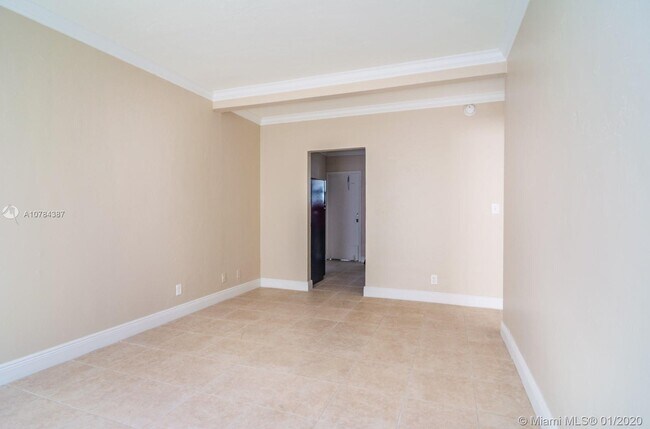 Foto del edificio - 717 NW 14th Terrace