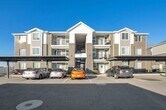 Foto principal - Stunning 2 Bed - 2 Bath - Pet Friendly Con...