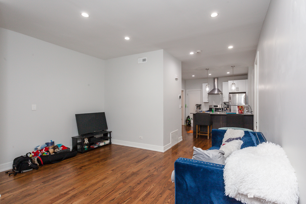Foto principal - 2045 N Wolcott Ave
