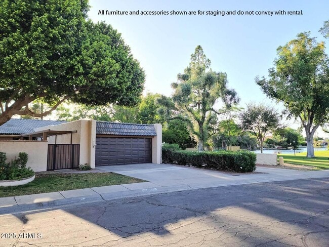 Building Photo - 5610 S Marine Dr