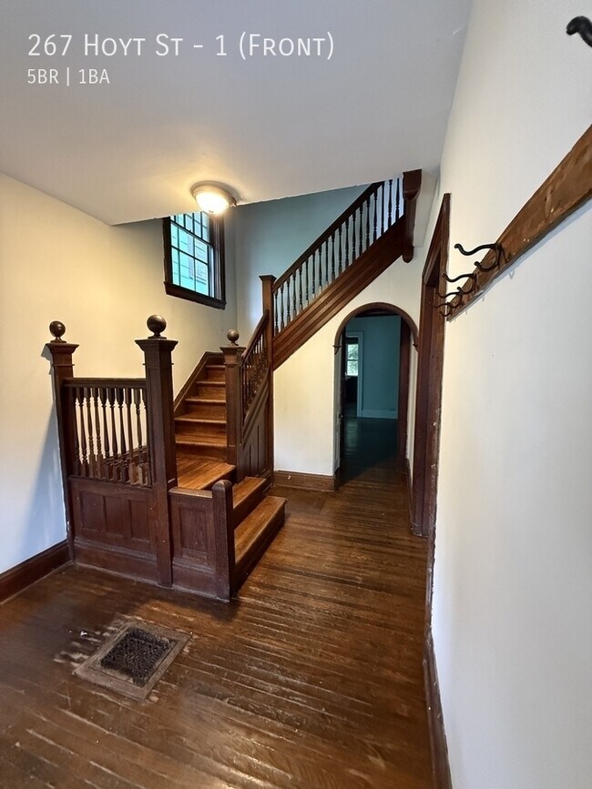 Foto del edificio - 267 Hoyt St