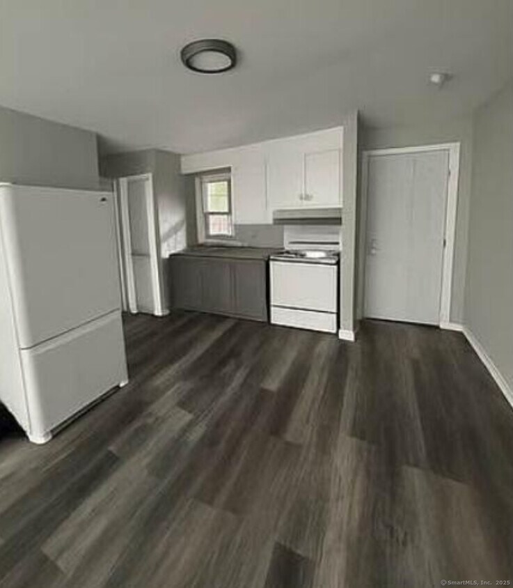 Foto principal - 240 Oak St