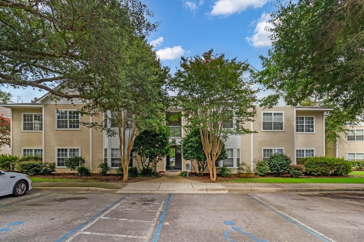 Foto principal - 1501 Partin Dr N