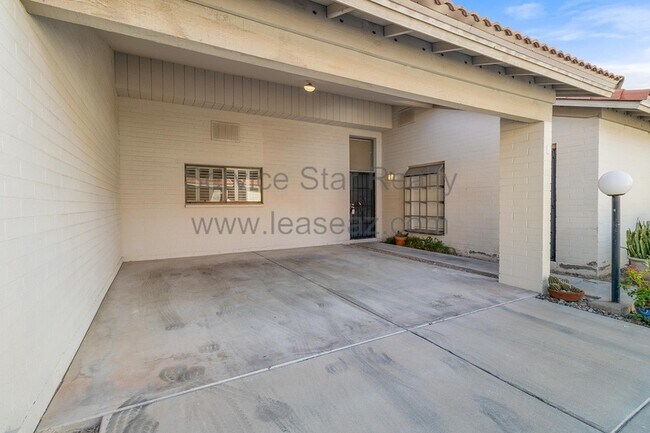Foto del edificio - 1336 E Maryland Ave