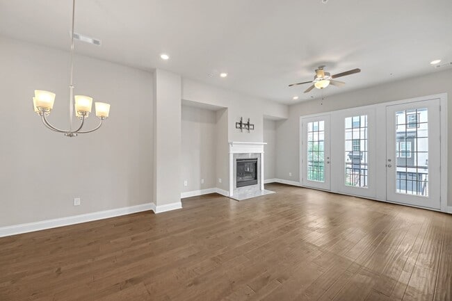 Building Photo - Chic Atlanta Area Townhome