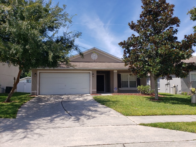 Photo - 311 Willowbay Ridge St House