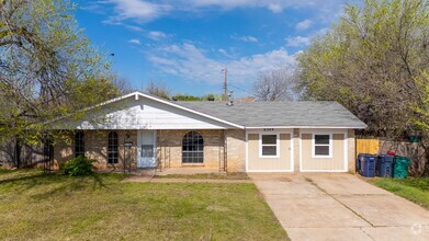 Building Photo - 6309 S Robinson Ave