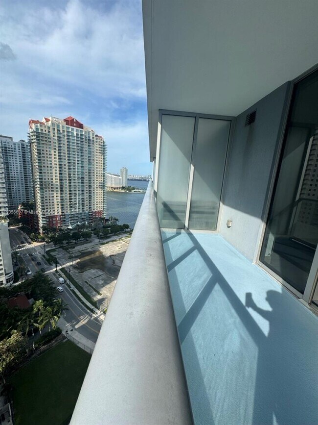 Foto del edificio - 1300 Brickell Ave
