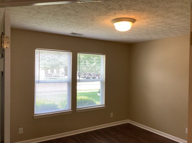 Building Photo - 3113 Runyon Drive