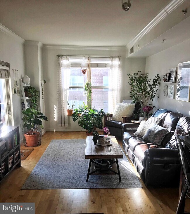 Foto del edificio - 1441 Rhode Island Ave NW