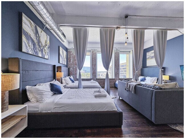 Foto del edificio - 555 Evergreen St