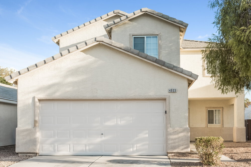 Foto principal - 4933 Royal Lake Ave