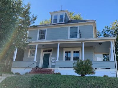 Large wraparound porch - 5508 Hampnett Ave