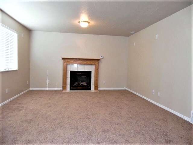 Building Photo - 1161 N 2525 W