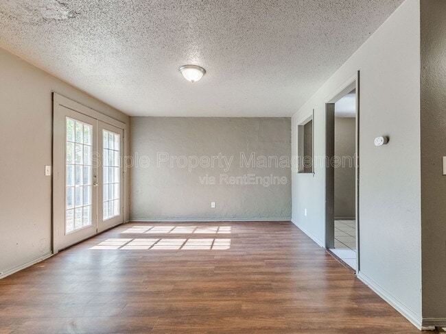 Foto del edificio - 4008 SE 47th St