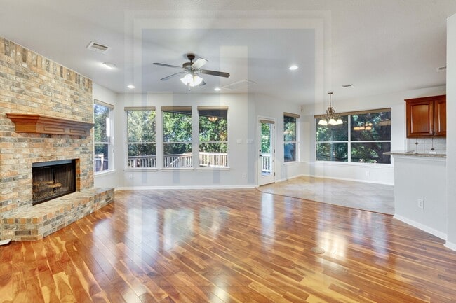Building Photo - 5917 Sunset Ridge