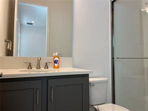 Foto del edificio - 3375 Juniper Springs St