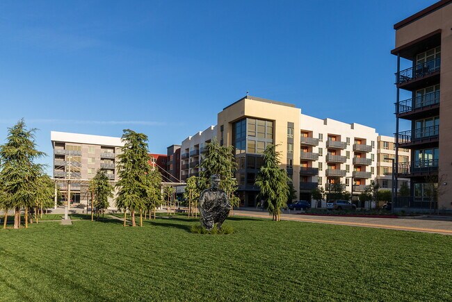 Station Park Green Apartments