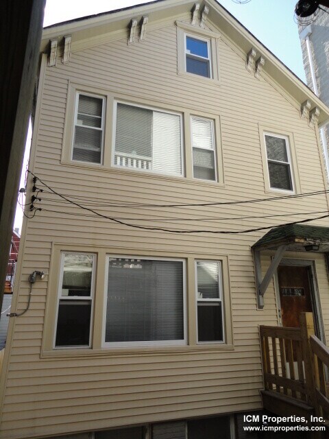 Building Photo - 2730 N Wayne Ave