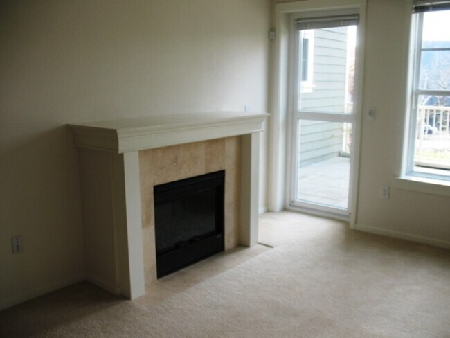 Photo - 2901 NE Blakeley St Apartment