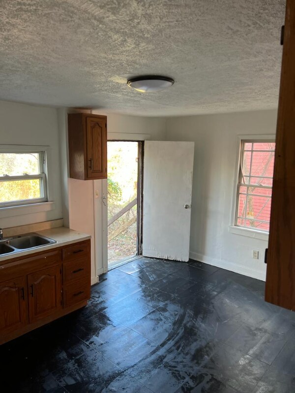 Foto del edificio - 421-423-423 Caldwell St