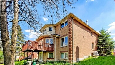 Building Photo - 95 Lensmith Dr