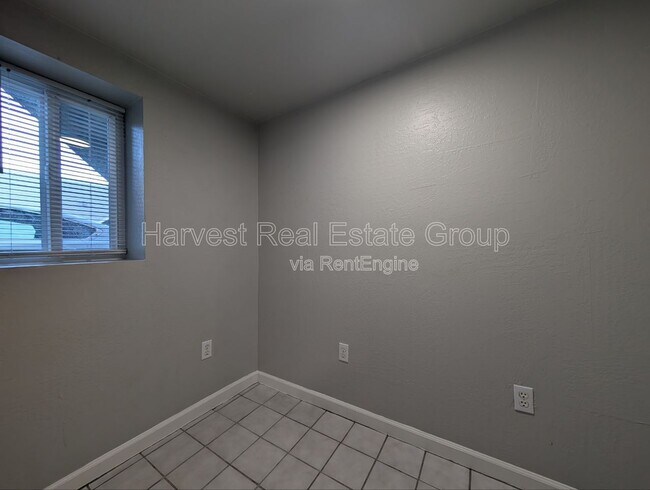 Foto del edificio - 2151 Lincoln Ave