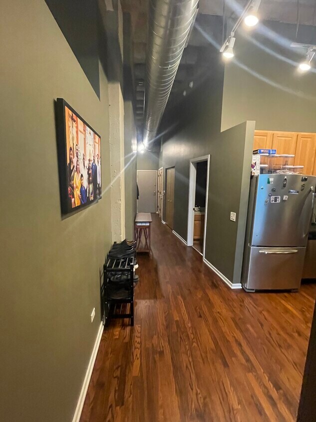 1645 W Ogden Ave Unit 639, Chicago, IL 60612 Condo for Rent in