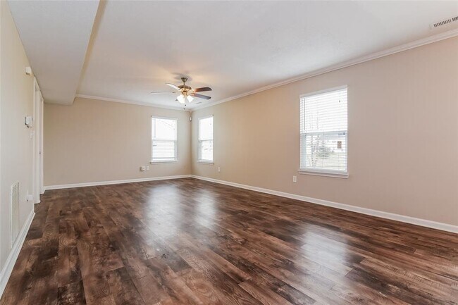 Foto del edificio - 11543 Brook Bay Ln