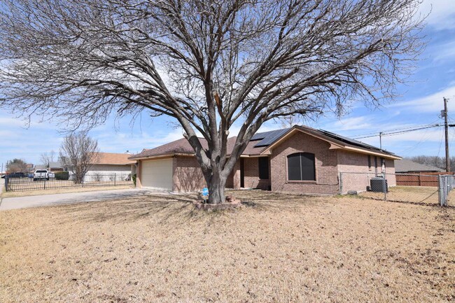 Building Photo - 4401 Chantz Dr
