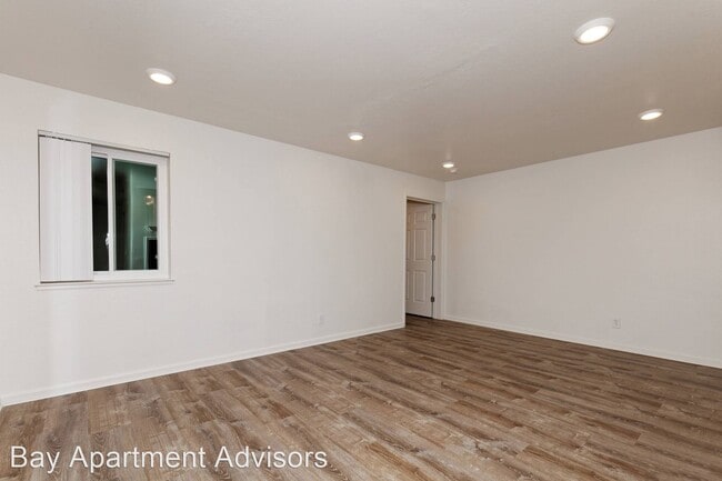 Building Photo - 28955 Mission Blvd