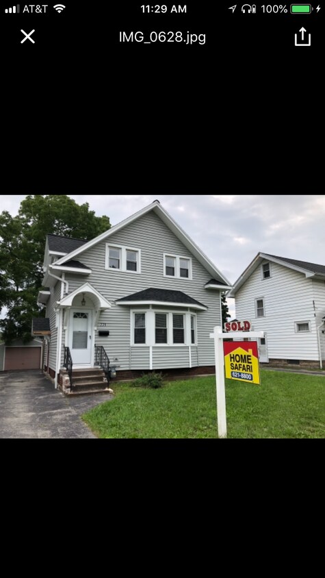 Primary Photo - 239 Cravenwood Ave