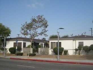 Foto principal - 2711-2715 Pico Blvd