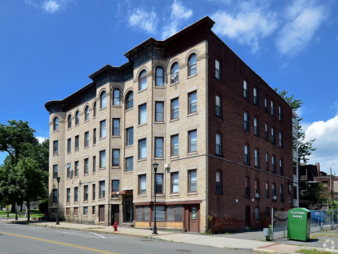Foto del edificio - Cabot, Franklin, High Apartments
