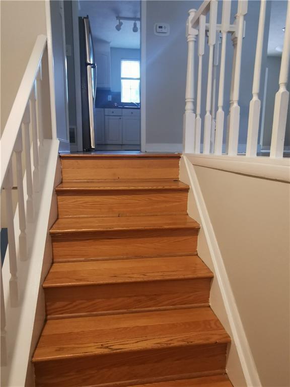 Building Photo - 250 Sheringham Dr