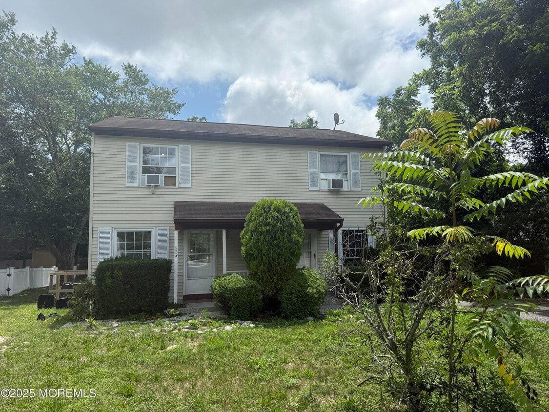 Building Photo - 56 Memorial Dr