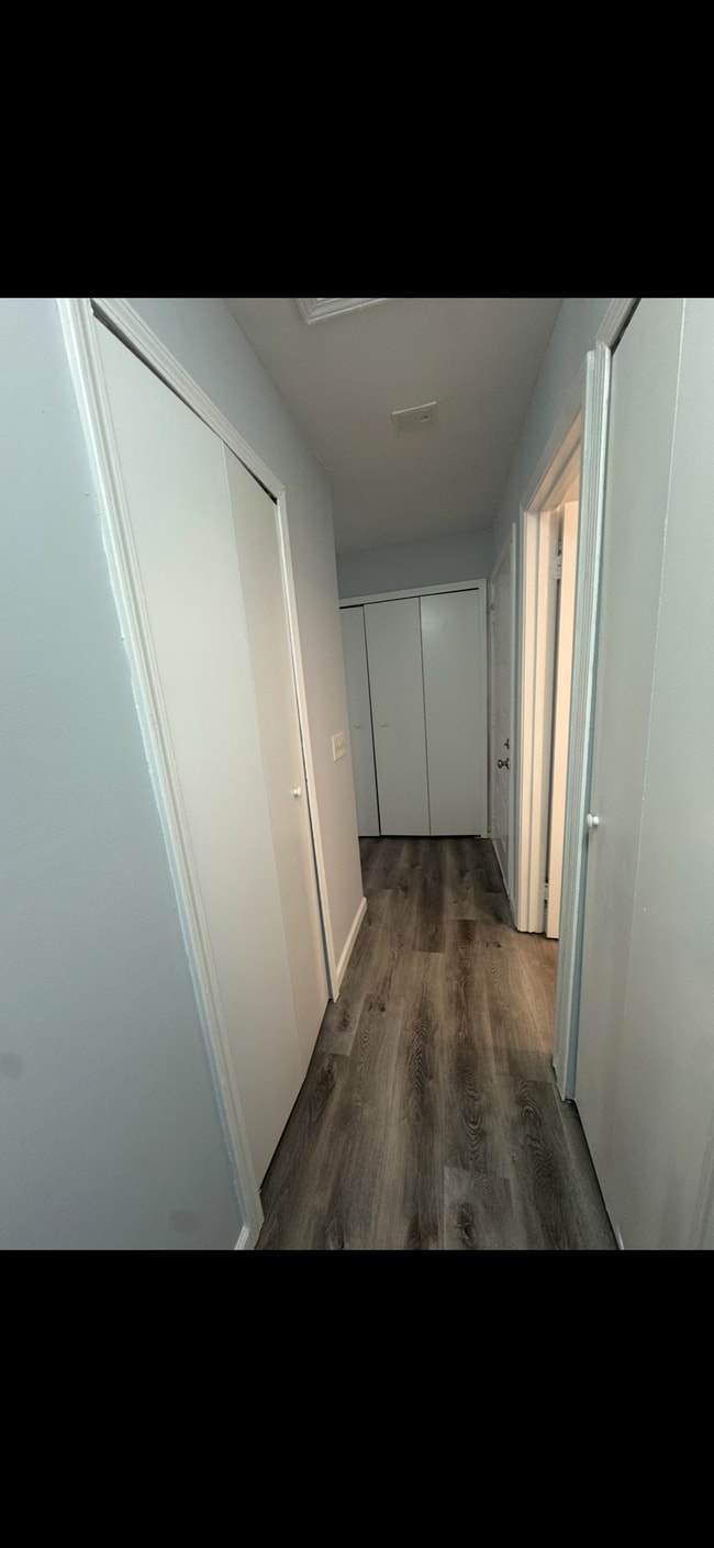 Building Photo - 64 Country Place Ct