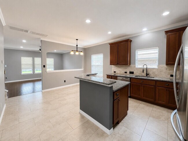Foto del edificio - 28547 Lockeridge Springs Dr