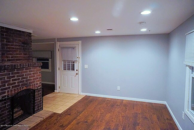 Building Photo - 29 Carteret Ave