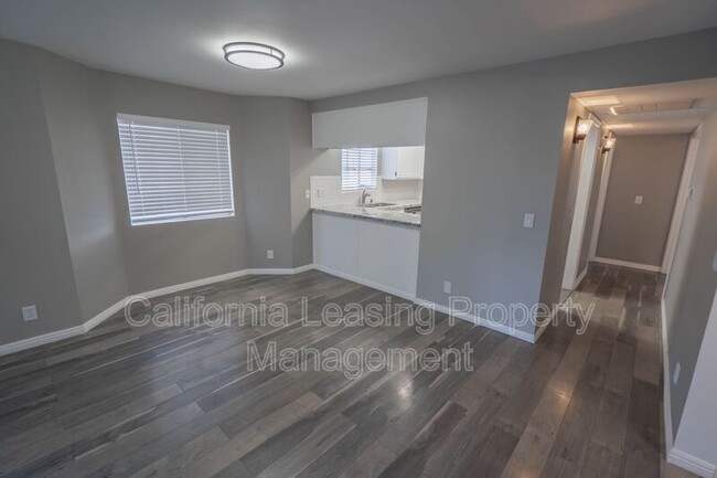 Foto del edificio - 20344 Fanchon Ln